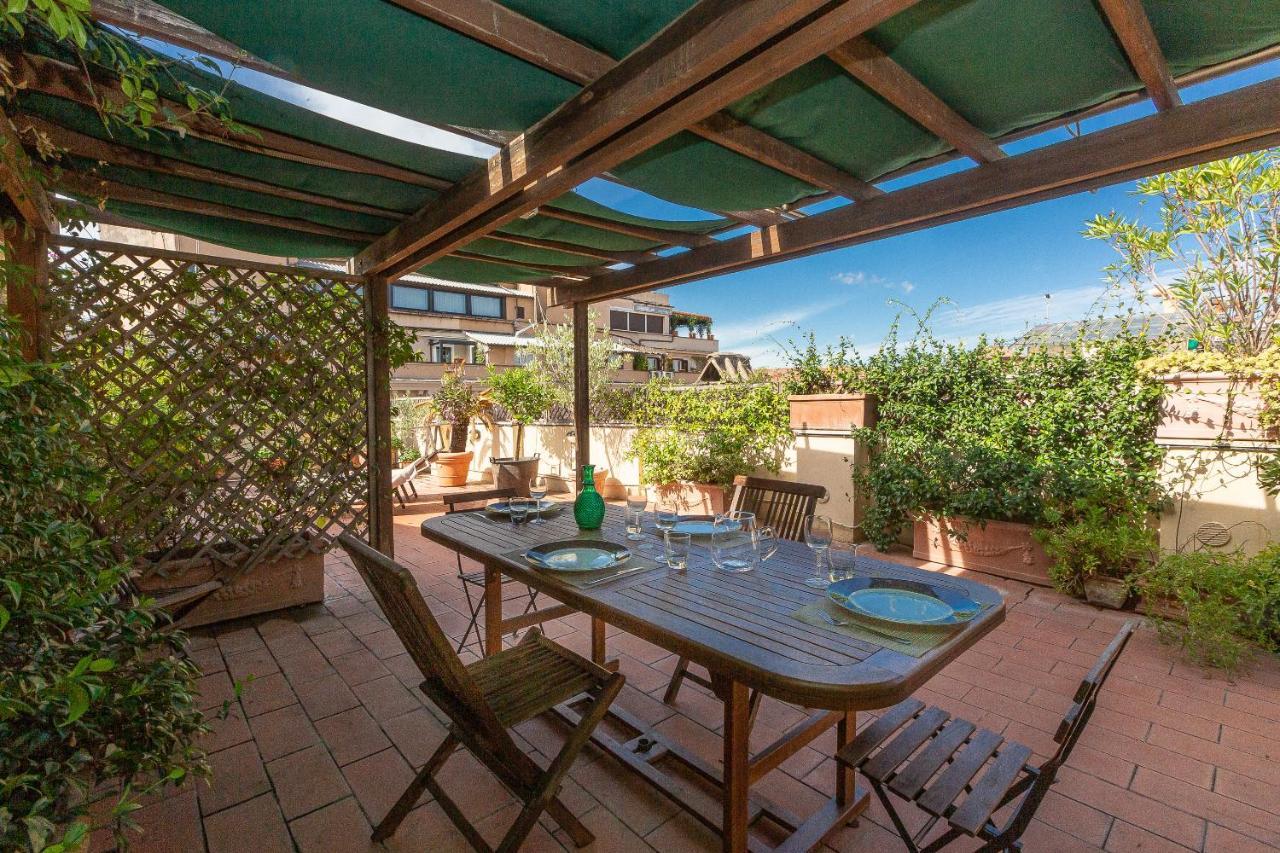 Appartement Amazing New Penthouse With Terrace Jewish Ghetto à Rome Extérieur photo